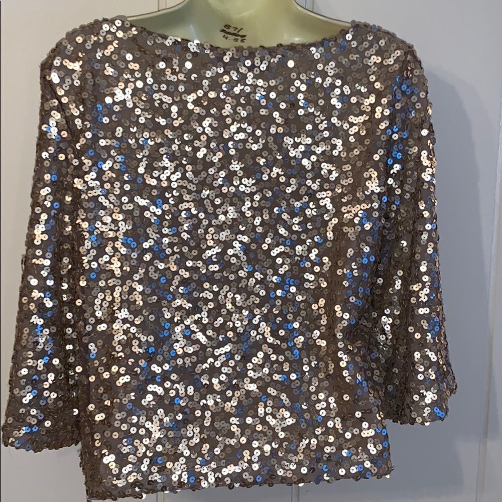 🎉 Jennifer Lopez gold sequin top 🎊 - Picture 4 of 7